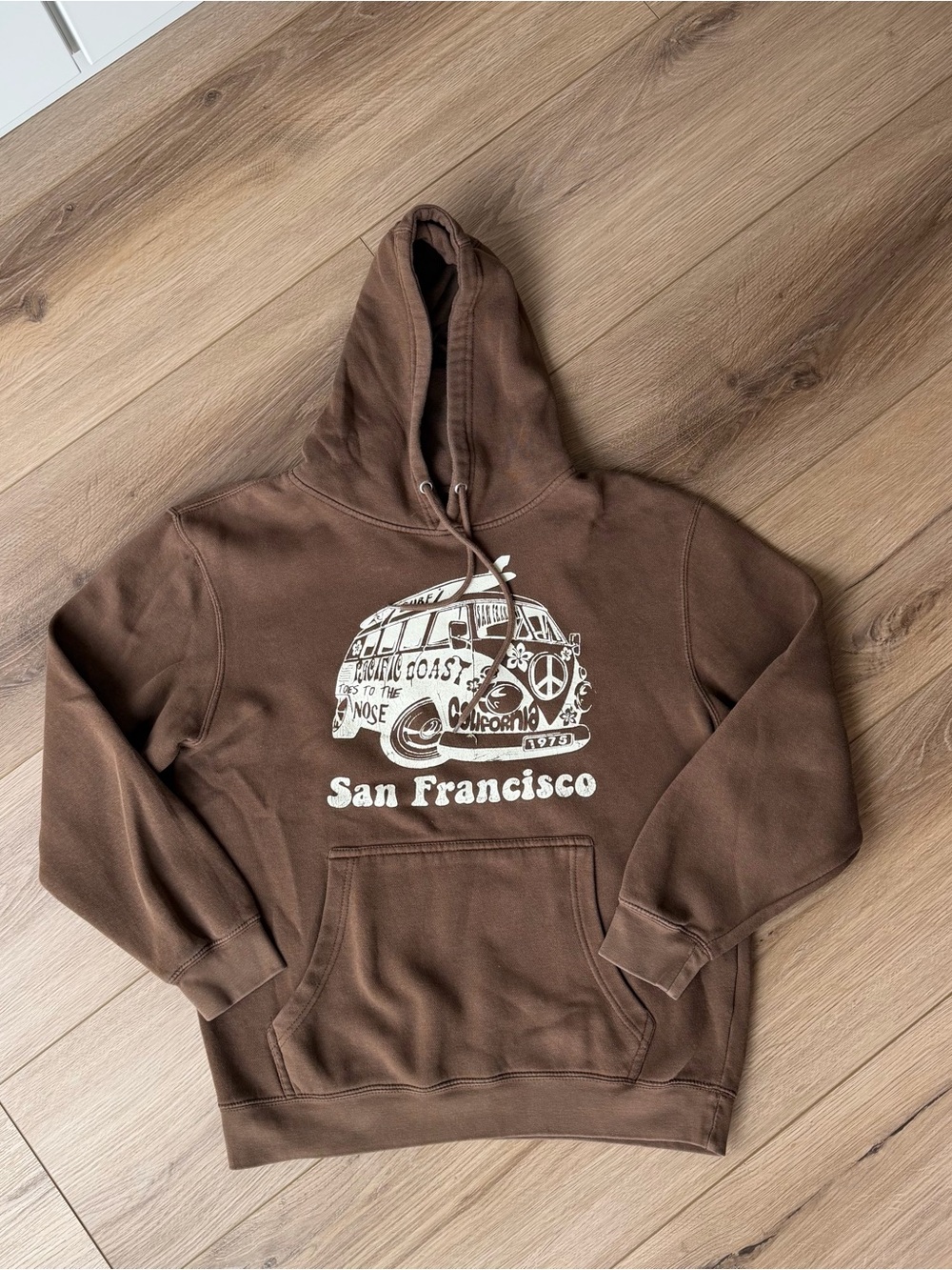 San Francisco VW Bus Graphic Hoodie - Brown, M